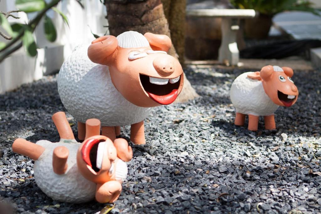 ホテル サンディ ハウス ラワイ Rawai エクステリア 写真